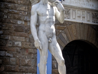 Dawid - kopia rzeźby Michała Anioła, Piazza della Signoria, Florencja - Podróże ze smakiem