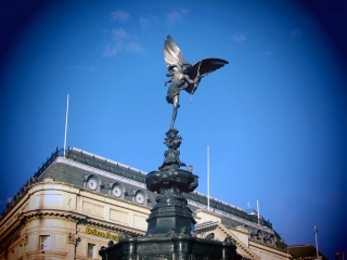 Londyn, Anteros na Piccadilly Circus