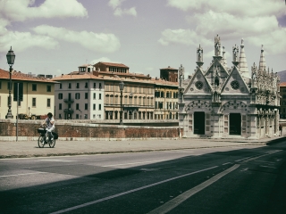 Kościółek Santa Maria della Spina, Arno, Piza - Podróże ze smakiem