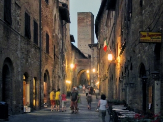 San Gimignano lody szafran i wino - Podróże ze smakiem